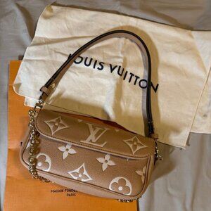 Louis Vuitton wallet on chain
